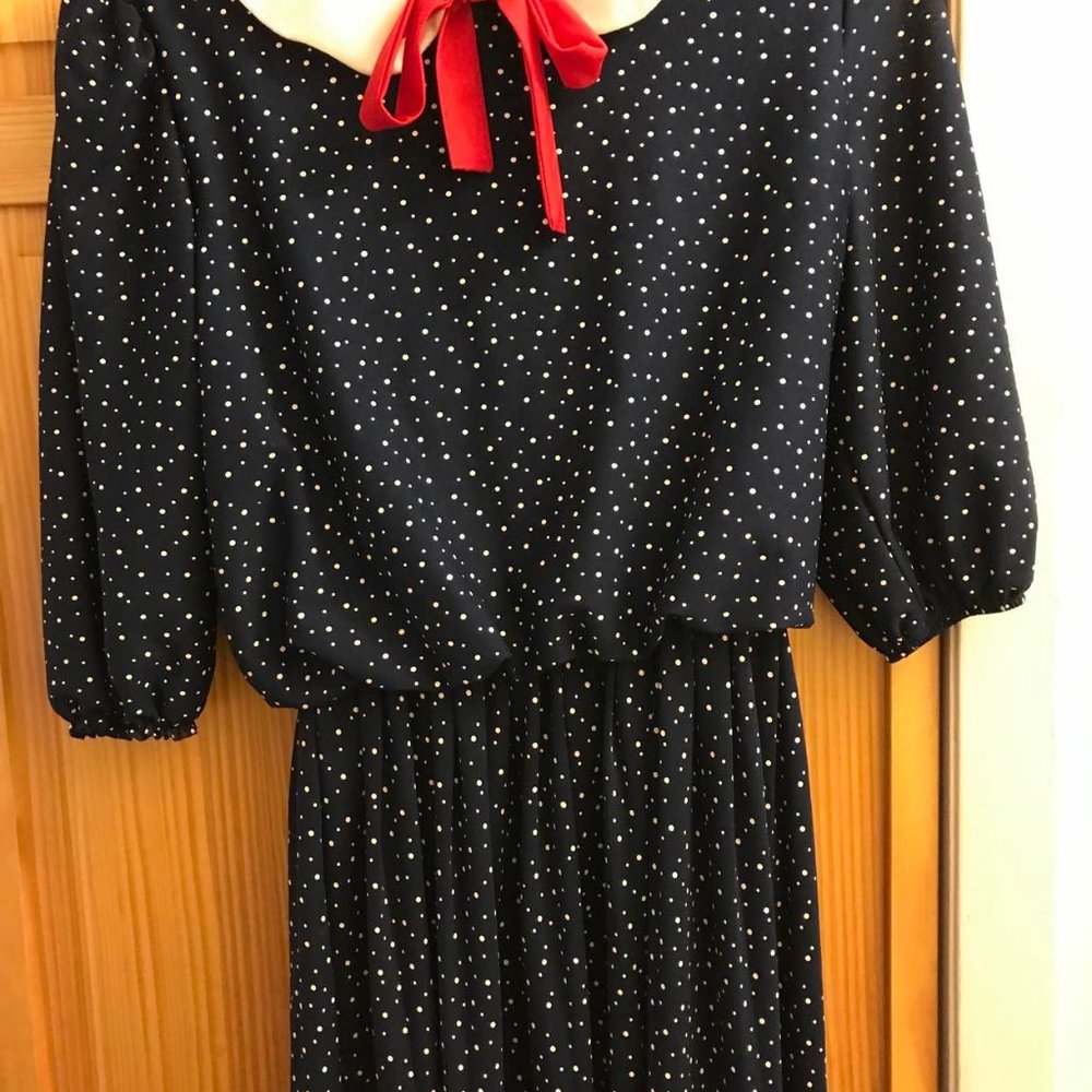Super cute 3/4 sleeve dress